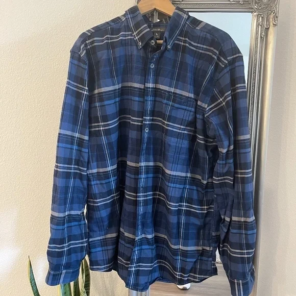 EDDIE Bauer Flannel plaid XLT - Picture 2 of 4